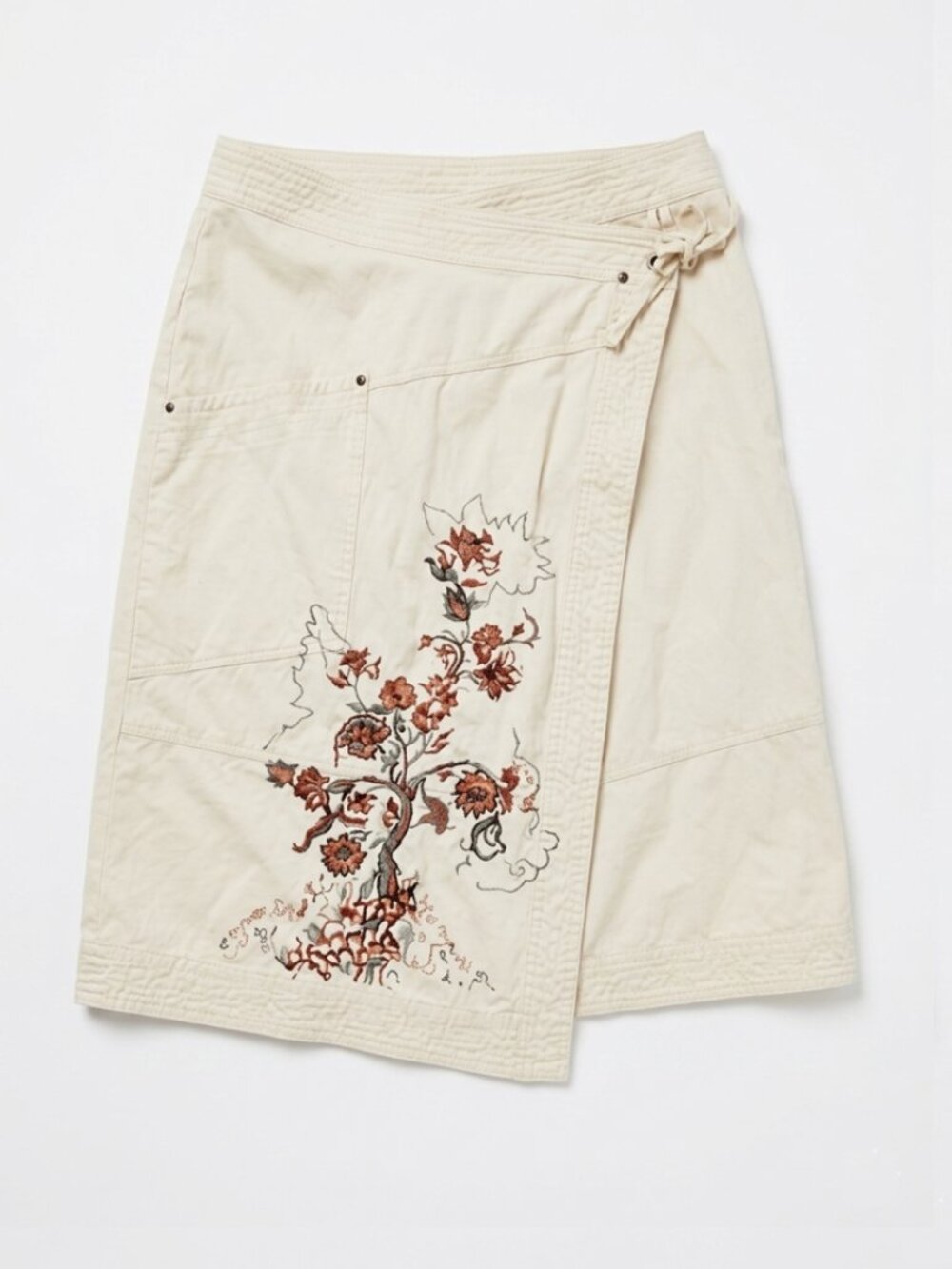 SMART SET -  Cream Wrap Skirt with earth-toned Floral embroidered - Large